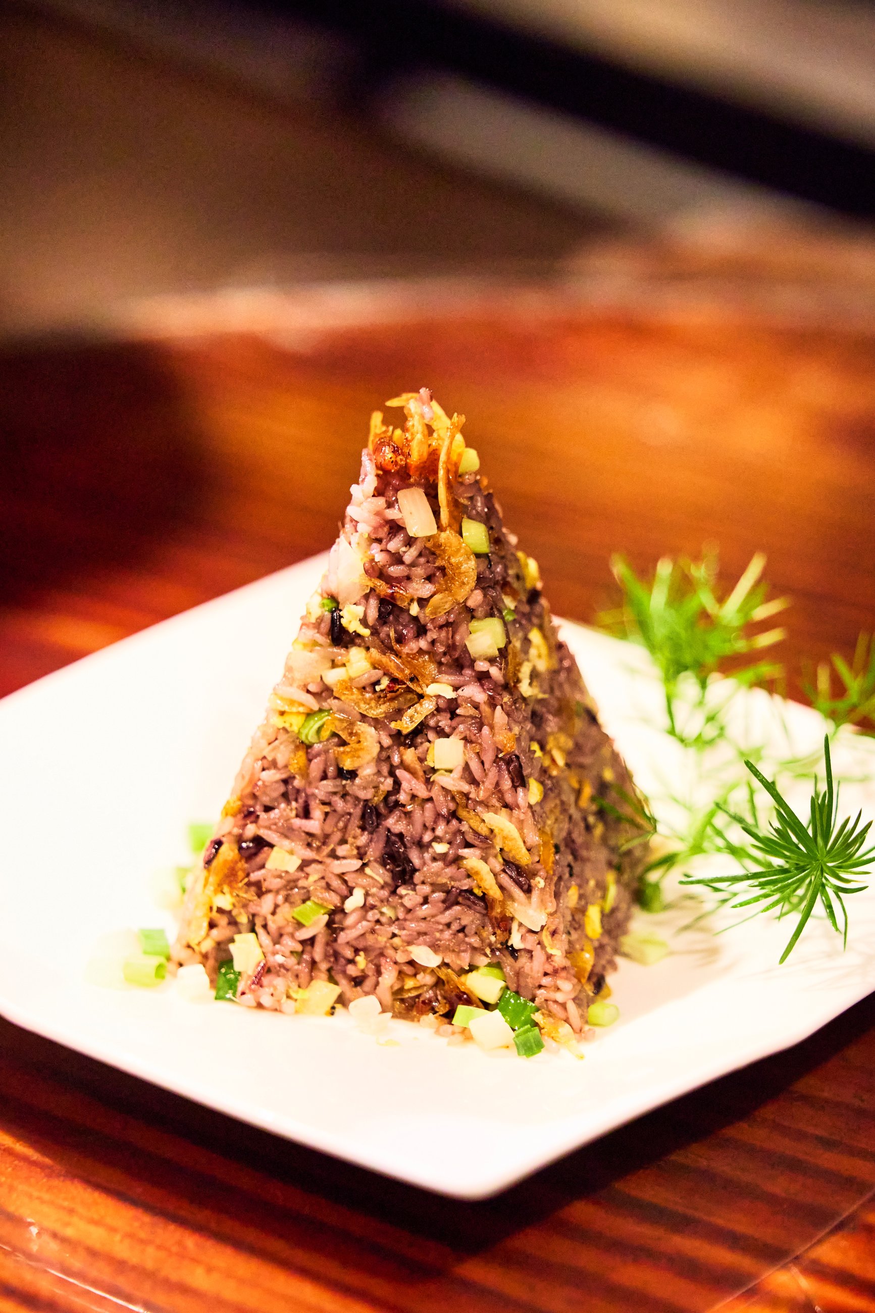 九份-芋仔蕃薯茶坊-黃金山城炒飯